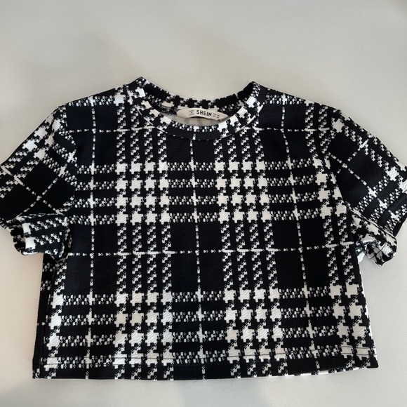 Two piece set by Shein 9/10 - Picture 4 of 5